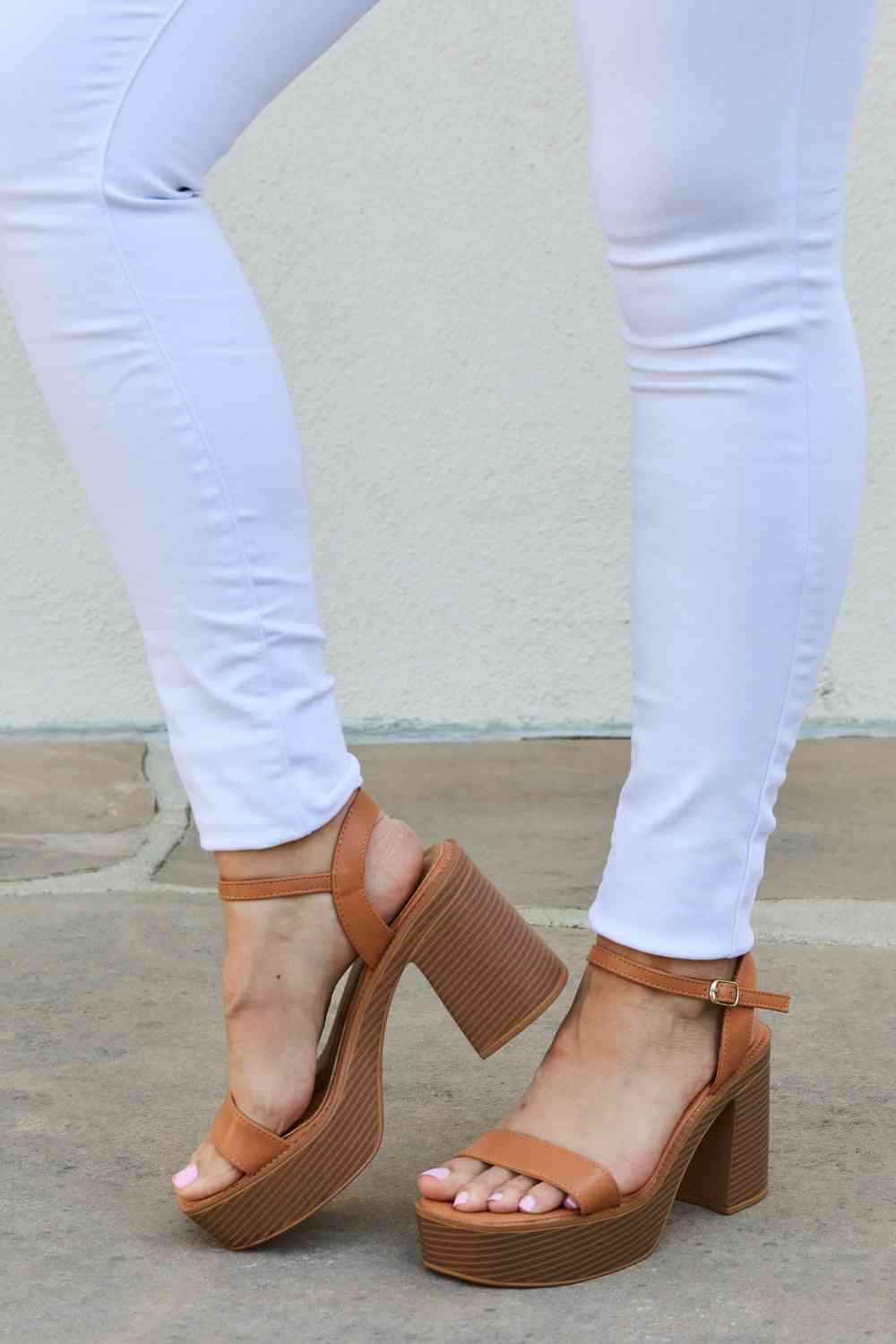 Weeboo Feel It Platform Heel Sandals Trendsi